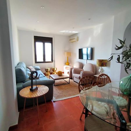 Soho Views & Parking Apartment Малага Екстериор снимка