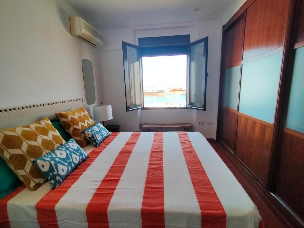Soho Views & Parking Apartment Малага Екстериор снимка