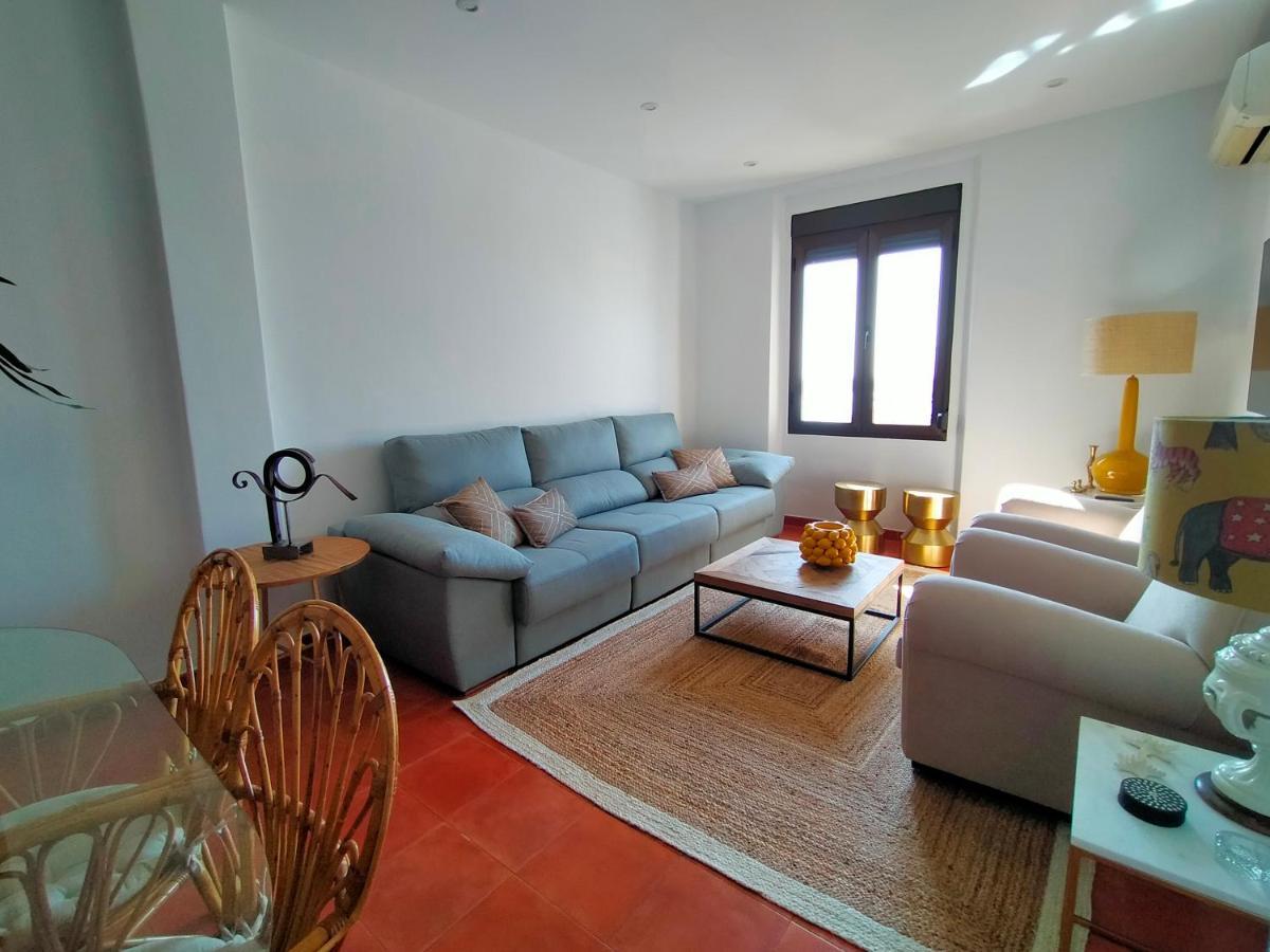 Soho Views & Parking Apartment Малага Екстериор снимка