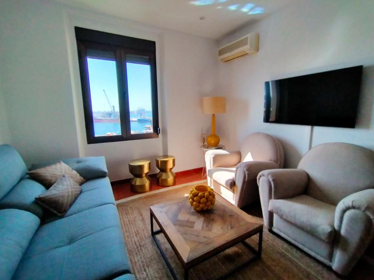 Soho Views & Parking Apartment Малага Екстериор снимка