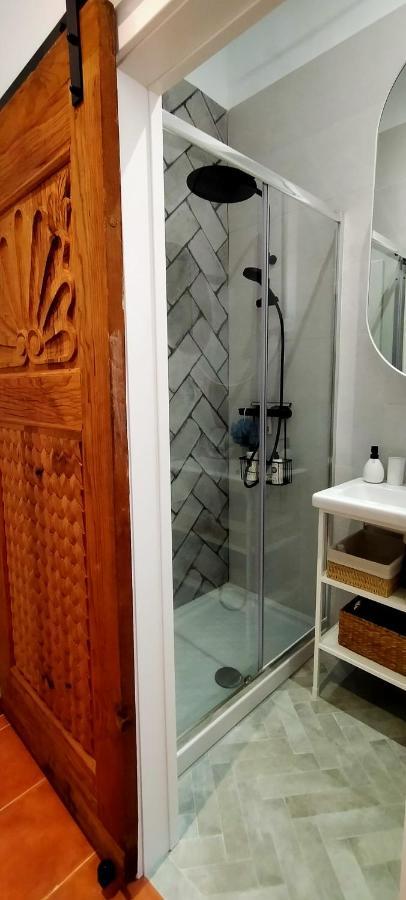 Soho Views & Parking Apartment Малага Екстериор снимка